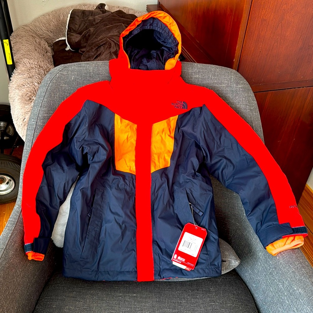 Brand New North Face Boys 2in1 Vortex TriClimate Jacket